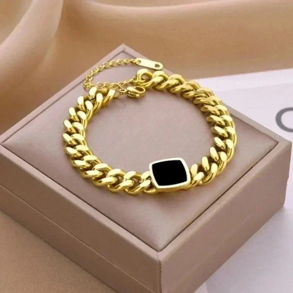 NEW 18K Gold Plated Stainless Steel Bracelet - Cuban Style w/ Black Center Piece - Picture 2 of 6